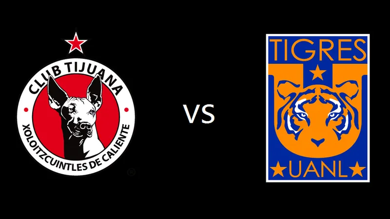 Cầu thủ Club Tijuana vươn cao đánh đầu trong trận đấu với Tigres UANL