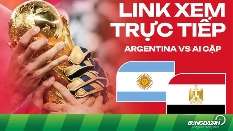 Hai cầu thủ Anh và Argentina tranh chấp bóng trên sân cỏ
